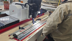 數(shù)控鉆孔機(jī)怎樣維持加工精度？